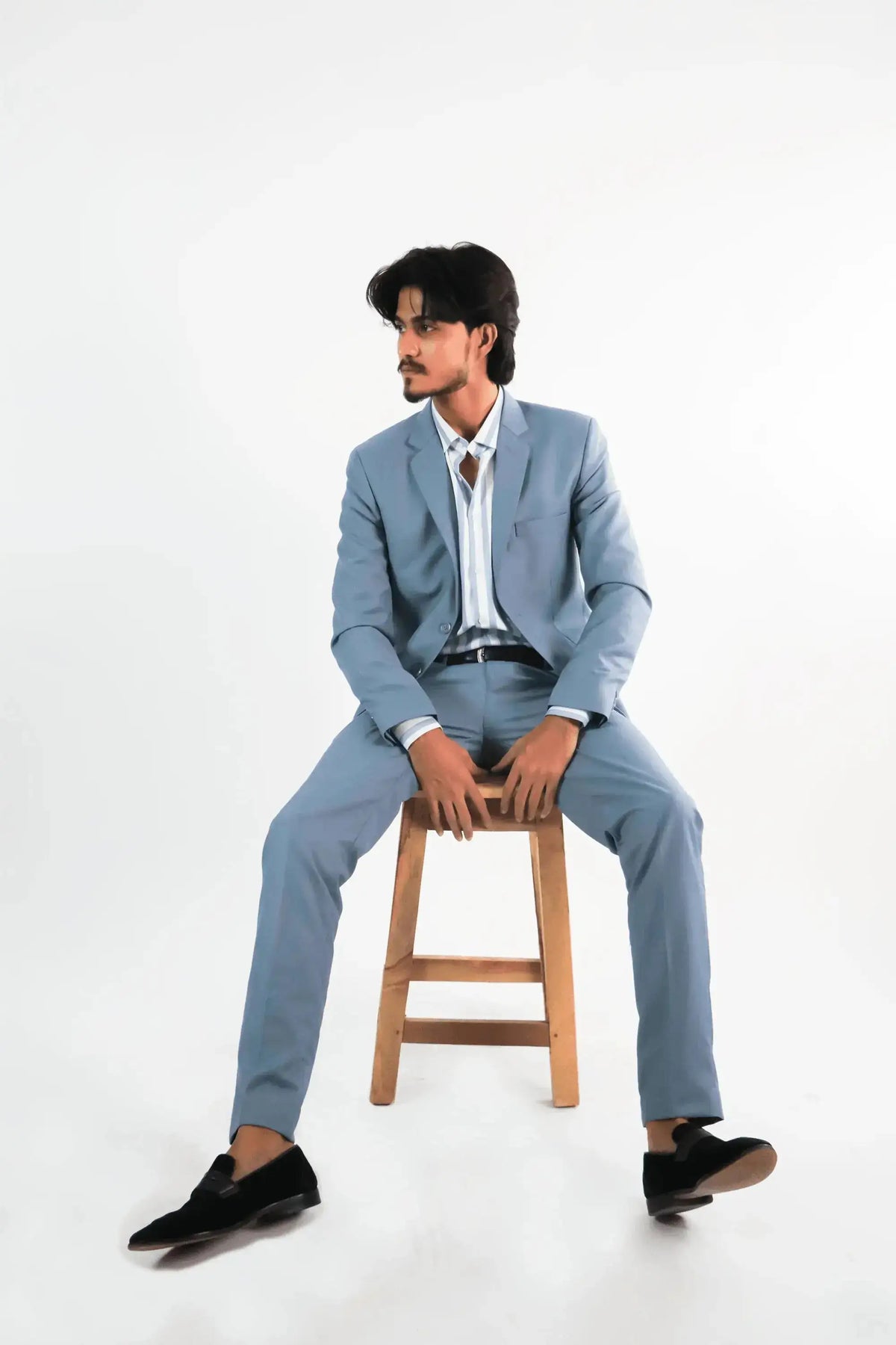 5 Wardrobe Essentials Every Modern Man Needs - muzaym